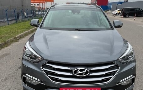 Hyundai Santa Fe III рестайлинг, 2018 год, 2 500 000 рублей, 11 фотография