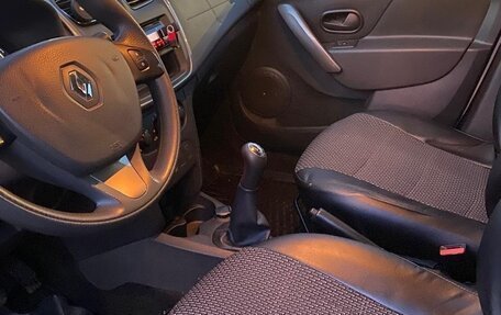 Renault Sandero II рестайлинг, 2018 год, 920 000 рублей, 6 фотография