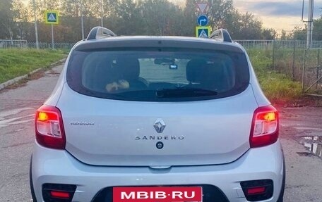 Renault Sandero II рестайлинг, 2018 год, 920 000 рублей, 5 фотография
