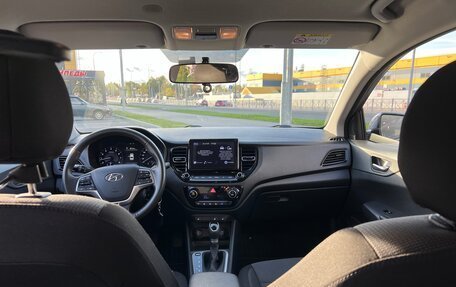 Hyundai Solaris II рестайлинг, 2020 год, 1 300 000 рублей, 14 фотография