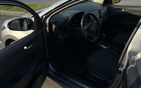 Hyundai Solaris II рестайлинг, 2020 год, 1 300 000 рублей, 10 фотография