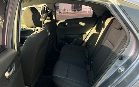 Hyundai Solaris II рестайлинг, 2020 год, 1 300 000 рублей, 17 фотография