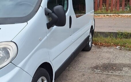 Renault Trafic, 2009 год, 1 430 000 рублей, 2 фотография