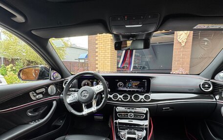 Mercedes-Benz E-Класс AMG, 2018 год, 7 999 000 рублей, 16 фотография