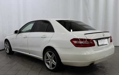 Mercedes-Benz E-Класс, 2012 год, 1 149 000 рублей, 6 фотография