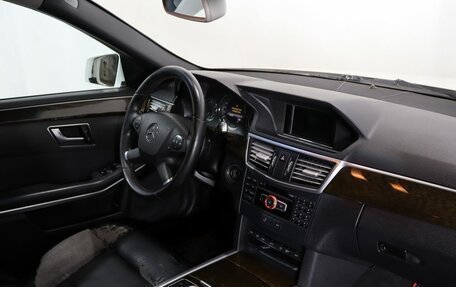 Mercedes-Benz E-Класс, 2012 год, 1 149 000 рублей, 10 фотография