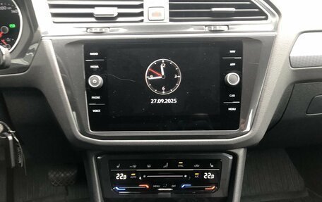 Volkswagen Tiguan II, 2021 год, 2 560 000 рублей, 14 фотография