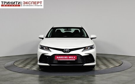Toyota Camry, 2021 год, 2 697 000 рублей, 2 фотография