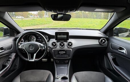 Mercedes-Benz GLA, 2015 год, 1 890 000 рублей, 14 фотография