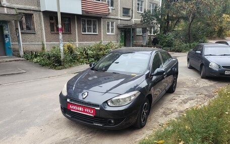 Renault Fluence I, 2012 год, 650 000 рублей, 2 фотография