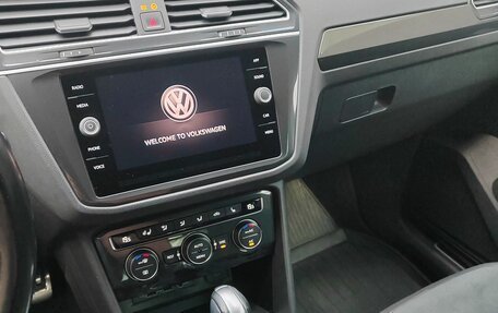 Volkswagen Tiguan II, 2020 год, 2 785 000 рублей, 14 фотография