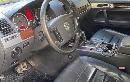 Volkswagen Touareg III, 2009 год, 1 300 000 рублей, 10 фотография