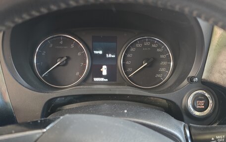 Mitsubishi Outlander III рестайлинг 3, 2018 год, 1 350 000 рублей, 10 фотография