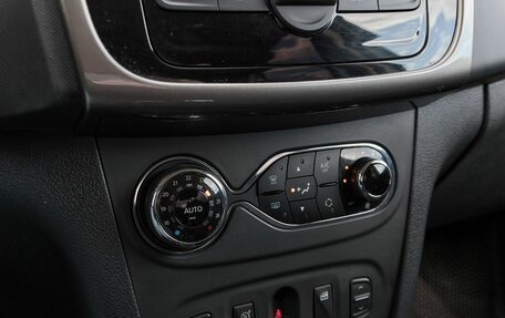 Renault Logan II, 2020 год, 987 000 рублей, 9 фотография