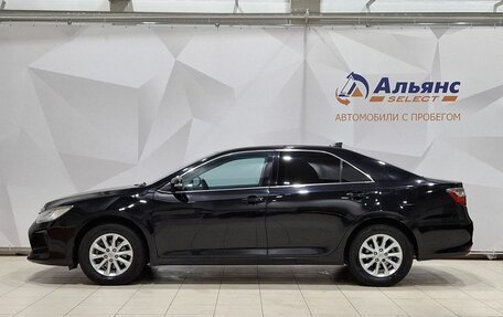 Toyota Camry, 2015 год, 1 950 000 рублей, 6 фотография