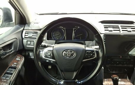 Toyota Camry, 2015 год, 1 950 000 рублей, 10 фотография