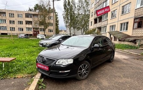 Volkswagen Passat B6, 2010 год, 750 000 рублей, 1 фотография