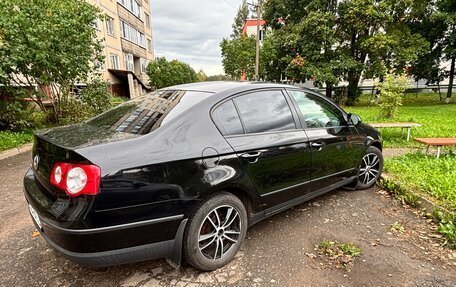 Volkswagen Passat B6, 2010 год, 750 000 рублей, 3 фотография