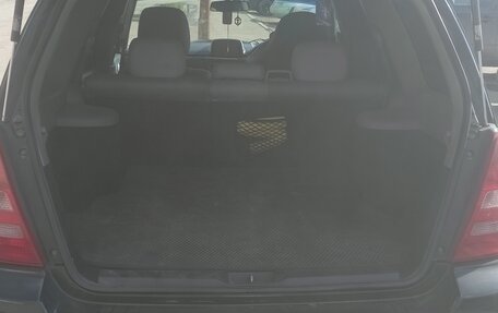 Subaru Forester, 2003 год, 900 000 рублей, 6 фотография