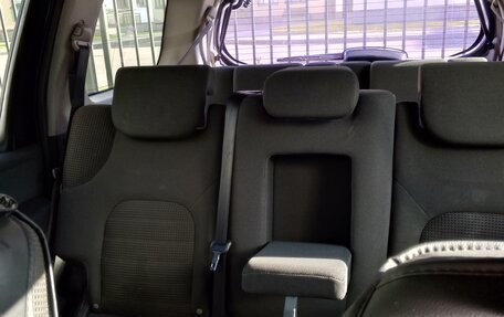 Nissan Pathfinder, 2006 год, 710 000 рублей, 10 фотография