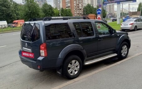 Nissan Pathfinder, 2006 год, 710 000 рублей, 2 фотография
