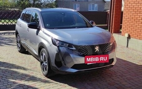 Peugeot 5008 II, 2021 год, 2 320 000 рублей, 3 фотография
