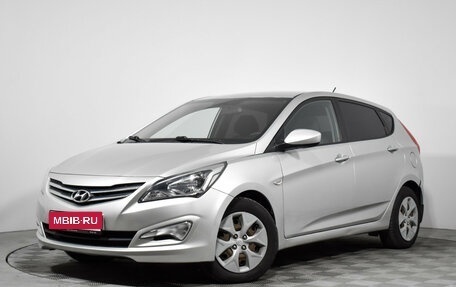 Hyundai Solaris II рестайлинг, 2015 год, 939 000 рублей, 1 фотография