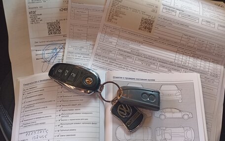 Volkswagen Touareg III, 2012 год, 2 990 000 рублей, 3 фотография
