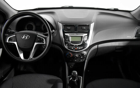 Hyundai Solaris II рестайлинг, 2011 год, 569 000 рублей, 13 фотография