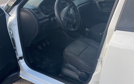 Skoda Fabia II, 2012 год, 530 000 рублей, 10 фотография