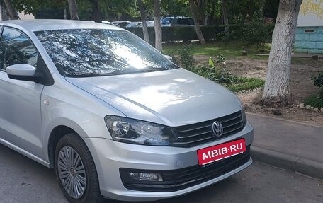 Volkswagen Polo VI (EU Market), 2016 год, 1 300 000 рублей, 1 фотография