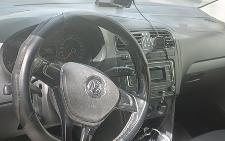 Volkswagen Polo VI (EU Market), 2016 год, 1 300 000 рублей, 3 фотография