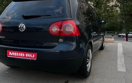 Volkswagen Golf V, 2005 год, 520 000 рублей, 1 фотография