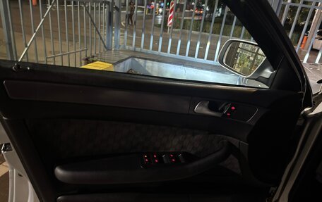 Audi A6, 2003 год, 580 000 рублей, 24 фотография