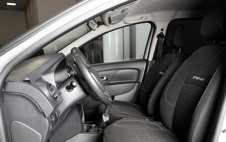 Renault Sandero II рестайлинг, 2017 год, 1 083 300 рублей, 14 фотография