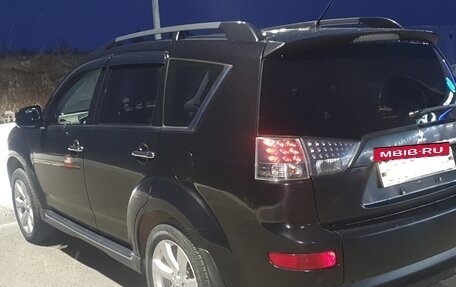 Mitsubishi Outlander III рестайлинг 3, 2011 год, 1 700 000 рублей, 11 фотография