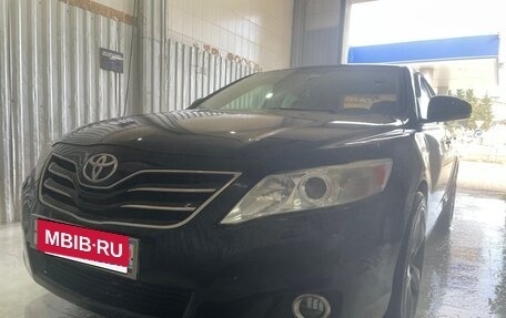 Toyota Camry, 2010 год, 900 000 рублей, 16 фотография