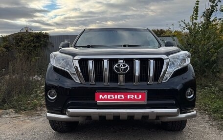 Toyota Land Cruiser Prado 150 рестайлинг 2, 2015 год, 3 950 000 рублей, 1 фотография
