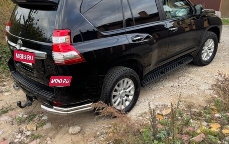 Toyota Land Cruiser Prado 150 рестайлинг 2, 2015 год, 3 950 000 рублей, 7 фотография