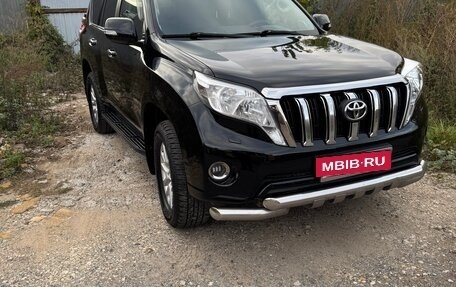 Toyota Land Cruiser Prado 150 рестайлинг 2, 2015 год, 3 950 000 рублей, 3 фотография