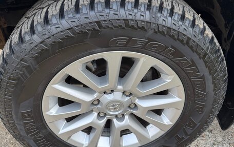 Toyota Land Cruiser Prado 150 рестайлинг 2, 2015 год, 3 950 000 рублей, 23 фотография