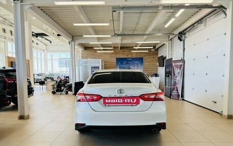 Toyota Camry, 2018 год, 3 199 900 рублей, 5 фотография