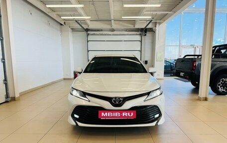 Toyota Camry, 2018 год, 3 199 900 рублей, 9 фотография