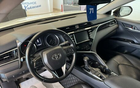 Toyota Camry, 2018 год, 3 199 900 рублей, 11 фотография