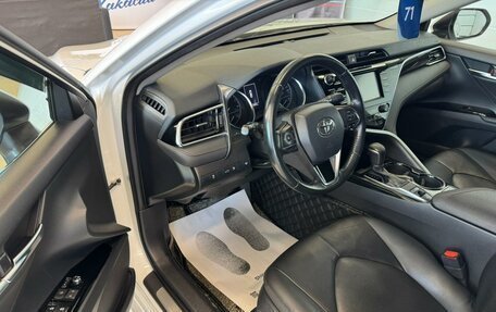 Toyota Camry, 2018 год, 3 199 900 рублей, 10 фотография