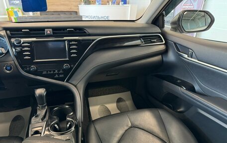 Toyota Camry, 2018 год, 3 199 900 рублей, 15 фотография