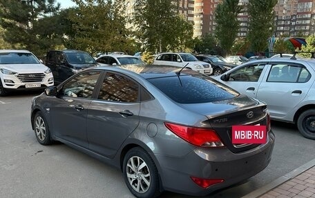 Hyundai Solaris II рестайлинг, 2014 год, 1 100 000 рублей, 6 фотография
