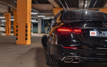 Mercedes-Benz E-Класс, 2021 год, 3 300 000 рублей, 10 фотография