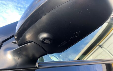 Toyota Land Cruiser 200, 2015 год, 3 490 000 рублей, 10 фотография