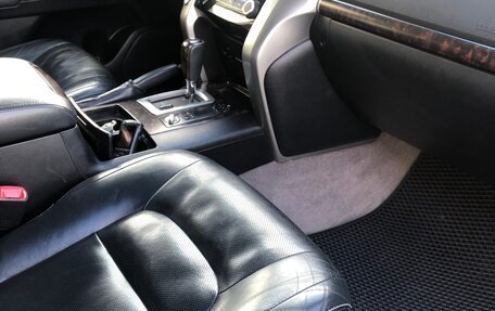 Toyota Land Cruiser 200, 2015 год, 3 490 000 рублей, 16 фотография